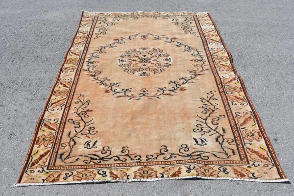 5.5 ft. x 8 ft. Vintage Turkish Rug TR34086 Image 1