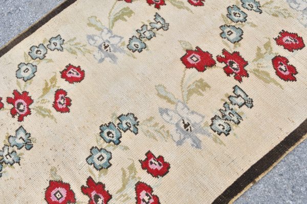 3.9 ft. x 5.9 ft. Vintage Turkish Rug TR34296 Image 5