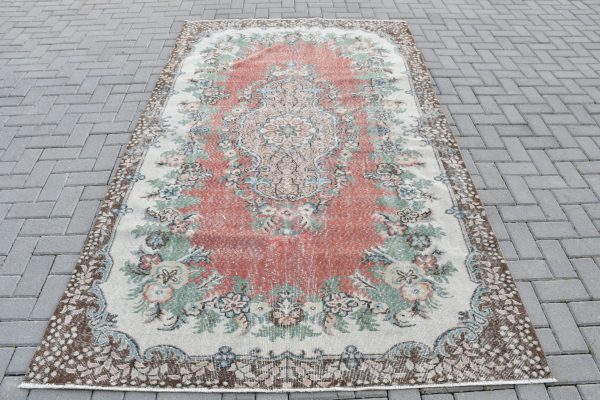 5.3 ft. x 9 ft. Vintage Turkish Rug TR37456 Image 1
