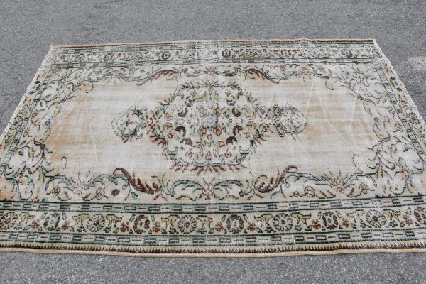 4.9 ft. x 7.3 ft. Vintage Turkish Rug TR39756 Image 3