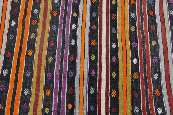 2.8 ft. x 9.1 ft. Vintage Kilim Rug TR56722 Image 5