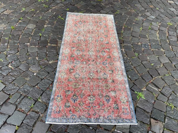 2.4 ft. x 5.4 ft. Vintage Turkish Rug TR57896 Image 3
