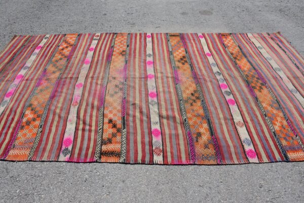 5.5 ft. x 10.4 ft. Vintage Kilim Rug TR57612 Image 3
