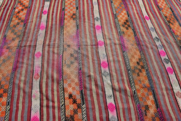 5.5 ft. x 10.4 ft. Vintage Kilim Rug TR57612 Image 6