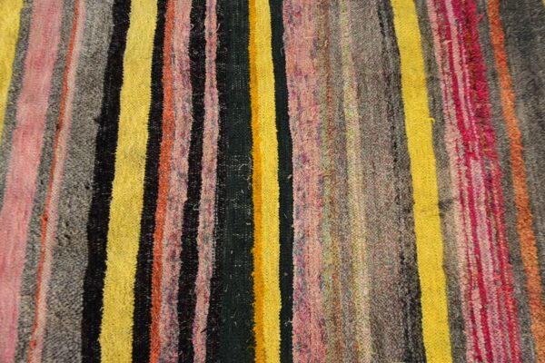 2.6 ft. x 4 ft. Vintage Kilim Rug TR58332 Image 6