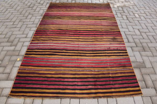 5.2 ft. x 7.6 ft. Vintage Kilim Rug TR58382 Image 1