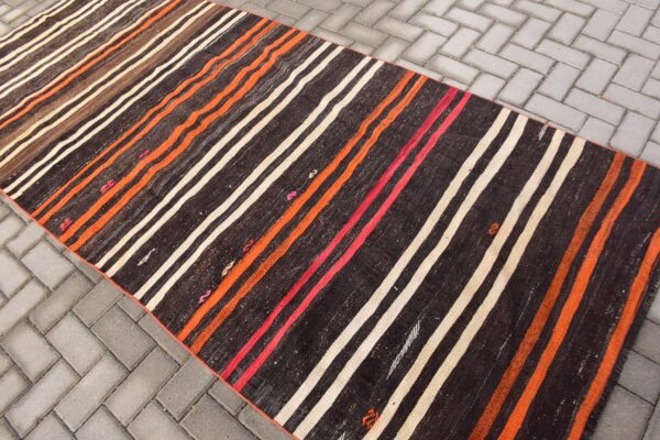 3.9 ft. x 9.3 ft. Vintage Kilim Rug TR58402 Image 4