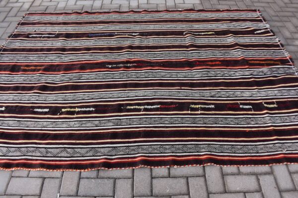 5.5 ft. x 8.4 ft. Vintage Kilim Rug TR58412 Image 3