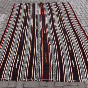 5.5 ft. x 8.4 ft. Vintage Kilim Rug TR58412 Image 1