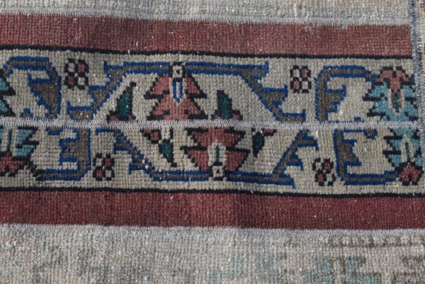 3.2 ft. x 8.6 ft. Vintage Patchwork Rug TR21334 Image 6