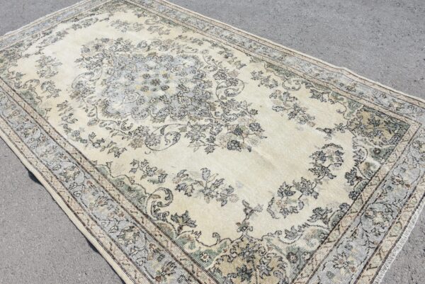 5.6 ft. x 10 ft. Vintage Turkish Rug TR90206 Image 4