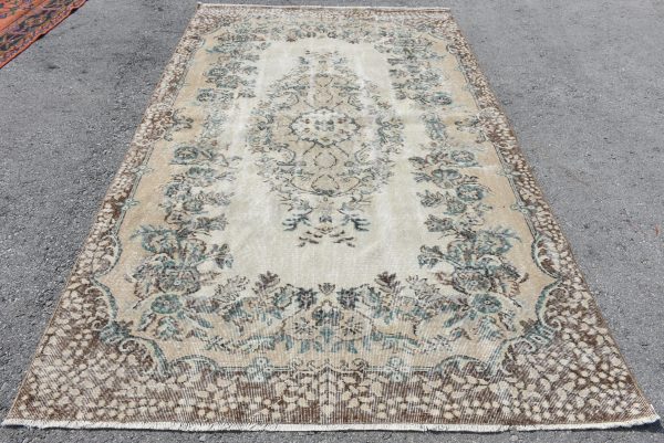 5.5 ft. x 9.2 ft. Vintage Turkish Rug TR90216 Image 1