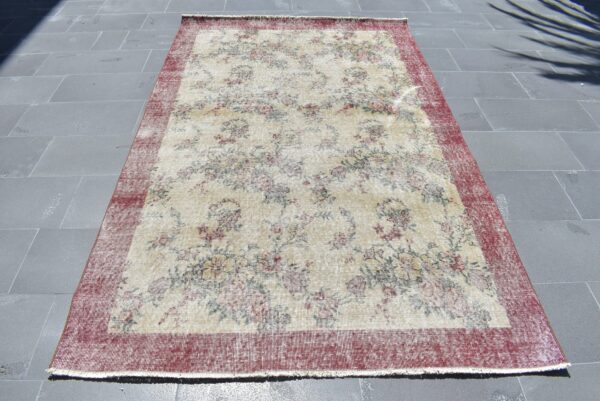 5.1 ft. x 8.3 ft. Vintage Turkish Rug TR92376 Image 1