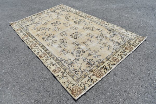 5.1 ft. x 8 ft. Vintage Turkish Rug TR92906 Image 2