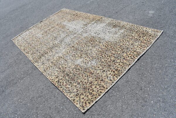 5.5 ft. x 9 ft. Vintage Turkish Rug TR93856 Image 2