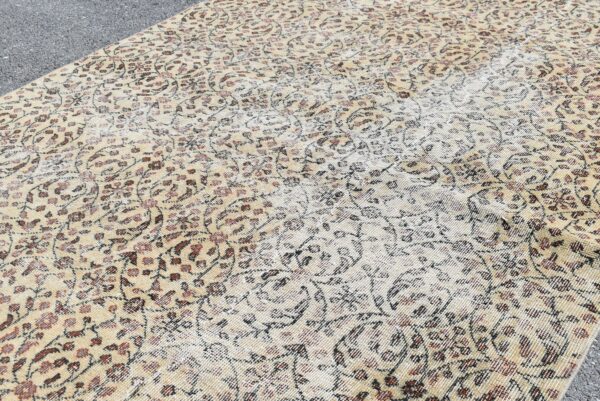 5.5 ft. x 9 ft. Vintage Turkish Rug TR93856 Image 5