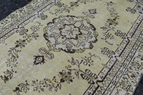 5 ft. x 9.2 ft. Vintage Turkish Rug TR95106 Image 5