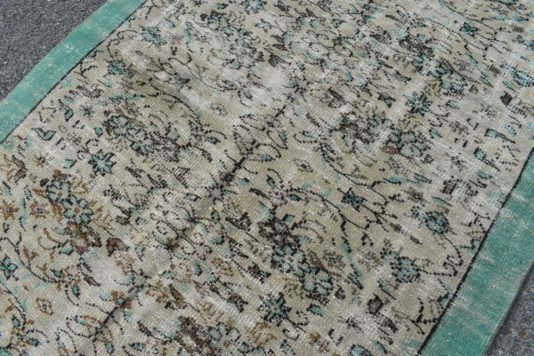 4.9 ft. x 7.3 ft. Vintage Turkish Rug TR95186 Image 5