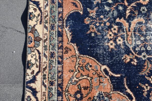 5.4 ft. x 10.2 ft. Vintage Turkish Rug TR00027 Image 6