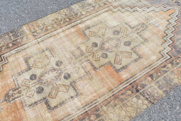 3.1 ft. x 5.5 ft. Vintage Turkish Rug TR00077 Image 5