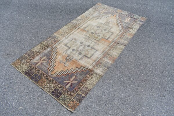 3.1 ft. x 5.5 ft. Vintage Turkish Rug TR00077 Image 1