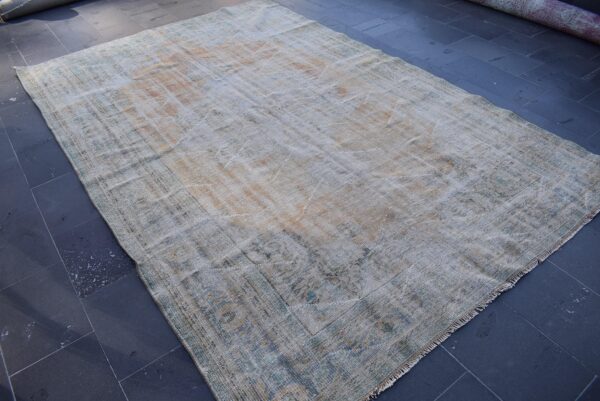 6.8 ft. x 10.4 ft. Vintage Turkish Rug TR00127 Image 3