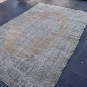 6.8 ft. x 10.4 ft. Vintage Turkish Rug TR00127 Image 1
