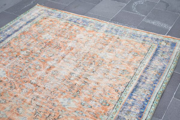 5.8 ft. x 8.5 ft. Vintage Turkish Rug TR00147 Image 4
