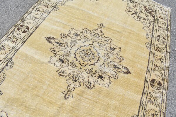 6.3 ft. x 9.8 ft. Vintage Turkish Rug TR00167 Image 5