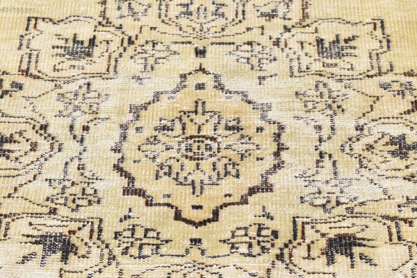 6.3 ft. x 9.8 ft. Vintage Turkish Rug TR00167 Image 6