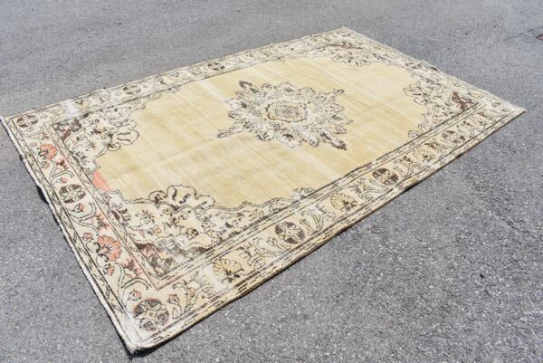 6.3 ft. x 9.8 ft. Vintage Turkish Rug TR00167 Image 1