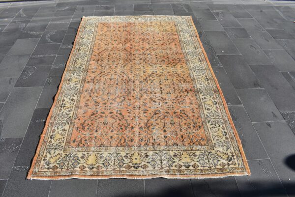 5 ft. x 8.3 ft. Vintage Turkish Rug TR00267 Image 2