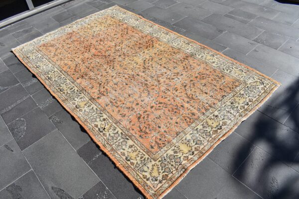 5 ft. x 8.3 ft. Vintage Turkish Rug TR00267 Image 3