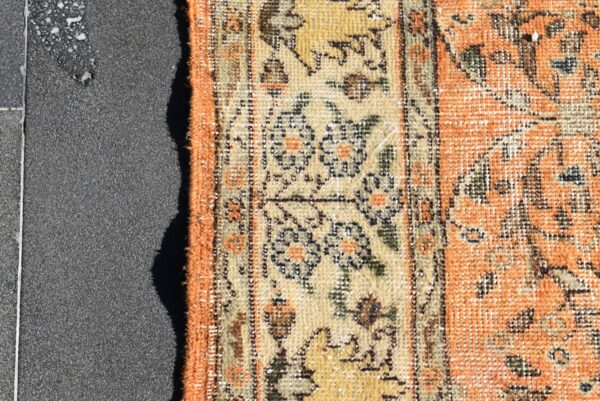 5 ft. x 8.3 ft. Vintage Turkish Rug TR00267 Image 6