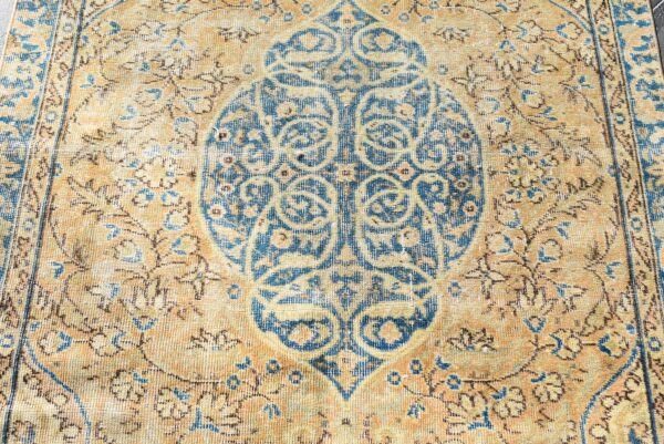 4.1 ft. x 8.4 ft. Vintage Turkish Rug TR00287 Image 5