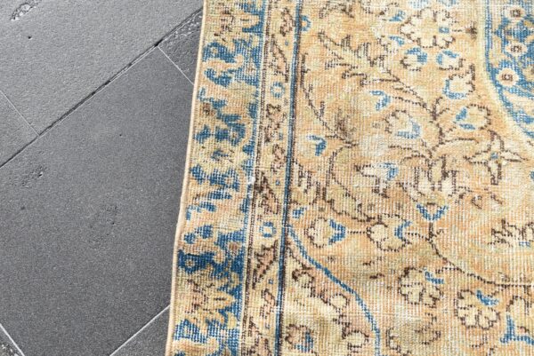 4.1 ft. x 8.4 ft. Vintage Turkish Rug TR00287 Image 6