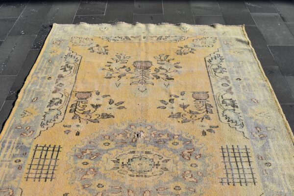 6.3 ft. x 9.7 ft. Vintage Turkish Rug TR00297 Image 4