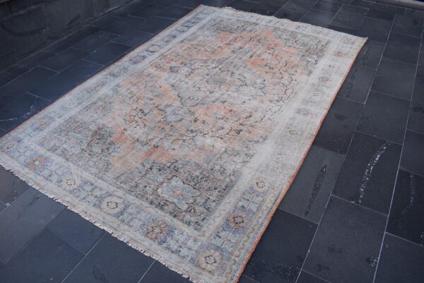 6 ft. x 9.4 ft. Vintage Turkish Rug TR00307 Image 1
