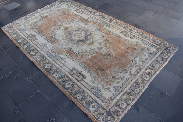 5.1 ft. x 8.3 ft. Vintage Turkish Rug TR00327 Image 5
