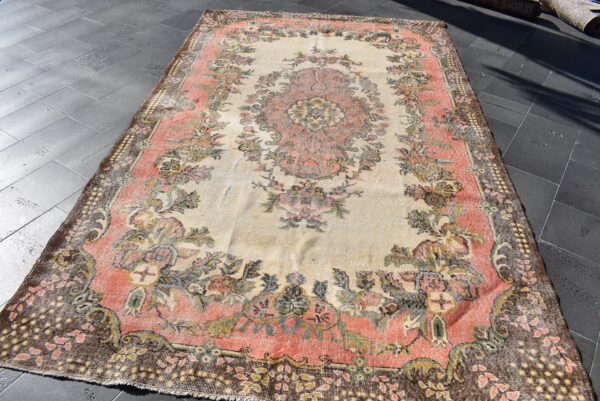 6.5 ft. x 10.5 ft. Vintage Turkish Rug TR00357 Image 2