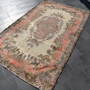 6.5 ft. x 10.5 ft. Vintage Turkish Rug TR00357 Image 1