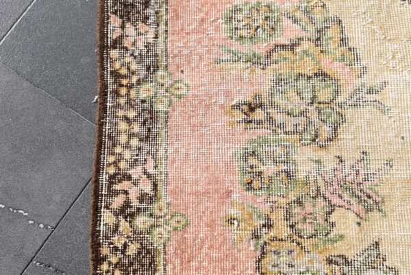 5.7 ft. x 9.7 ft. Vintage Turkish Rug TR00367 Image 6