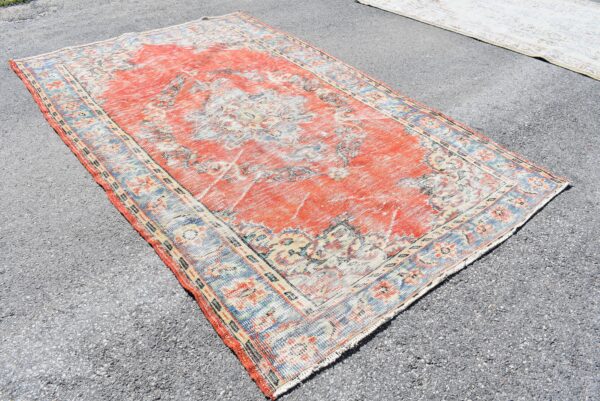 5.1 ft. x 8.1 ft. Vintage Turkish Rug TR00387 Image 3