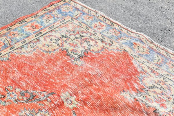 5.1 ft. x 8.1 ft. Vintage Turkish Rug TR00387 Image 4
