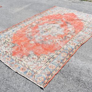 5.1 ft. x 8.1 ft. Vintage Turkish Rug TR00387 Image 1