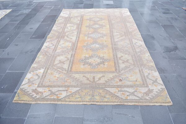 5.9 ft. x 10 ft. Vintage Turkish Rug TR00467 Image 2