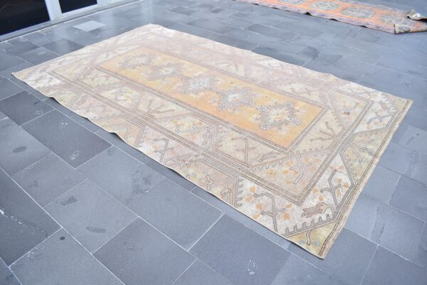5.9 ft. x 10 ft. Vintage Turkish Rug TR00467 Image 3