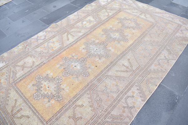 5.9 ft. x 10 ft. Vintage Turkish Rug TR00467 Image 4