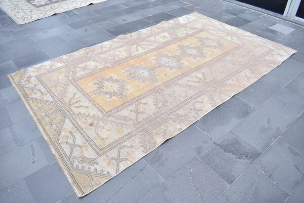 5.9 ft. x 10 ft. Vintage Turkish Rug TR00467 Image 1