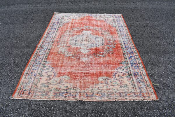 5.7 ft. x 8.1 ft. Vintage Turkish Rug TR00487 Image 2